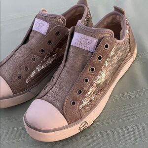 UGG women’s Tan silver Sequin Slip-On Sneakers size 7